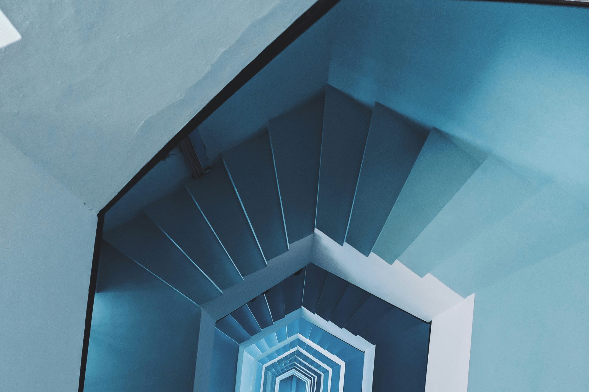 How to spray paint windows?